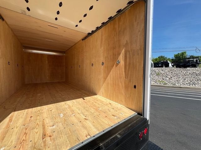 2024 Chevrolet Low Cab Forward 5500 XG MEDIUM ASH GRAY