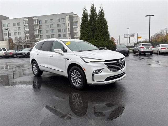 2024 Buick Enclave Essence