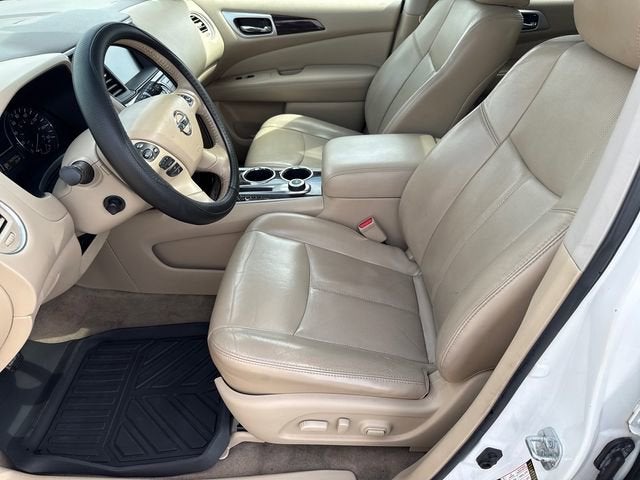 2013 Nissan Pathfinder Platinum