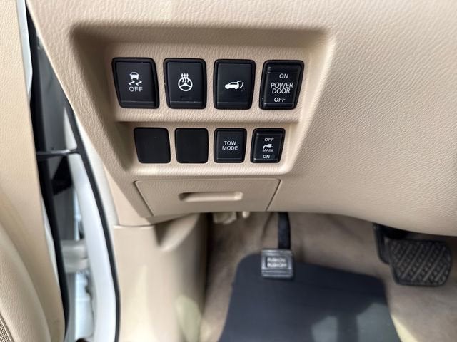 2013 Nissan Pathfinder Platinum