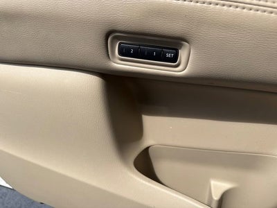 2013 Nissan Pathfinder Platinum