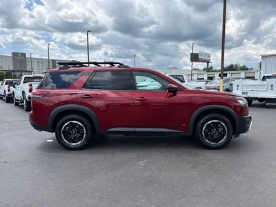 2023 Nissan Pathfinder Rock Creek