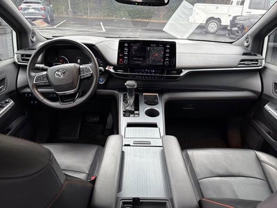 2021 Toyota Sienna XSE