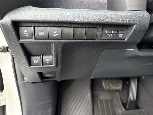 2021 Toyota Sienna XSE