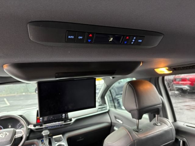 2021 Toyota Sienna XSE