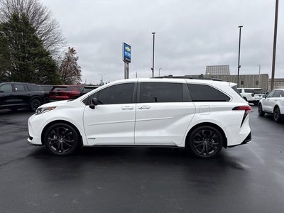 2021 Toyota Sienna XSE