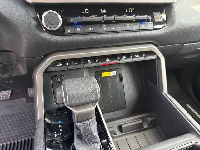 2022 Toyota Tundra 4WD Limited