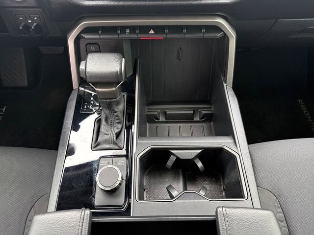 2022 Toyota Tundra 2WD SR5