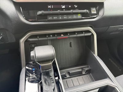 2022 Toyota Tundra 2WD SR5