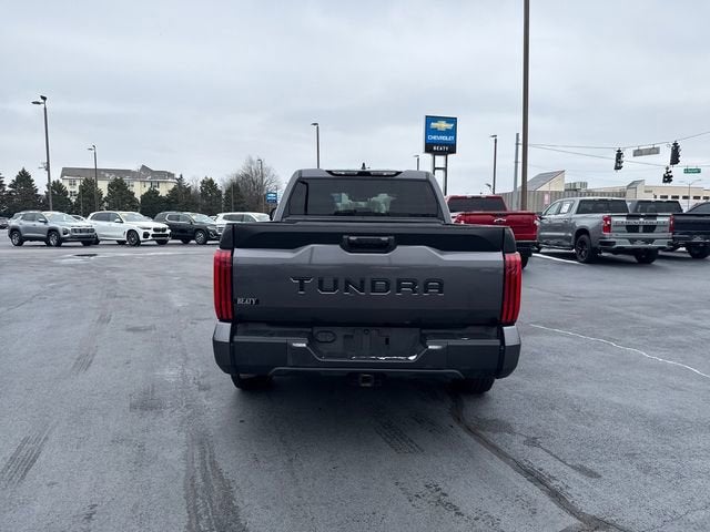 2022 Toyota Tundra 2WD SR5