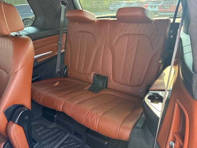 2021 BMW X7 M50i