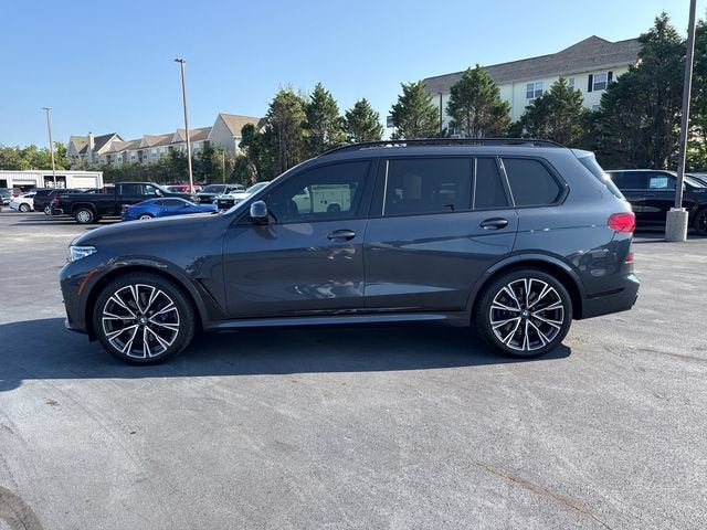2021 BMW X7 M50i