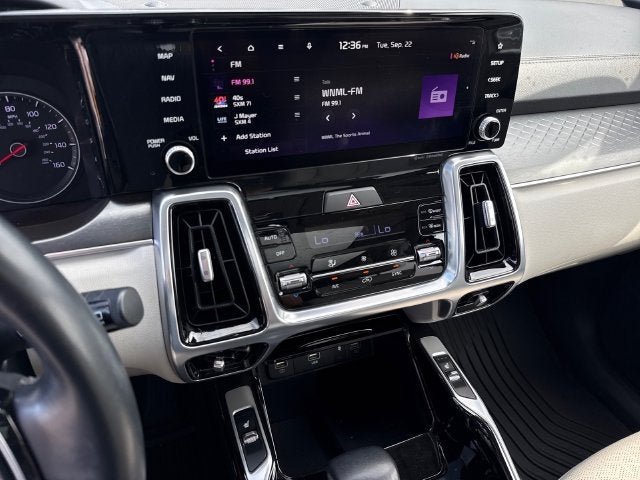 2022 Kia Sorento SX