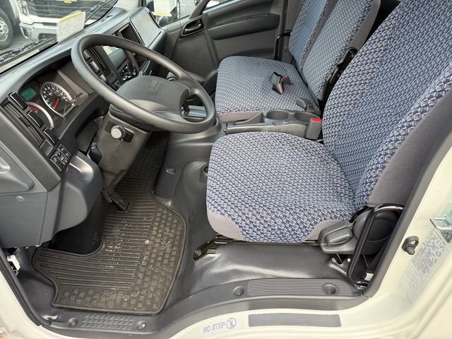 2024 Chevrolet Low Cab Forward 4500 HD MEDIUM ASH GRAY