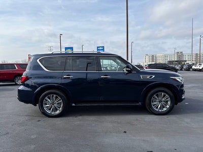 2024 INFINITI QX80 LUXE