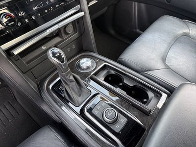 2024 INFINITI QX80 LUXE