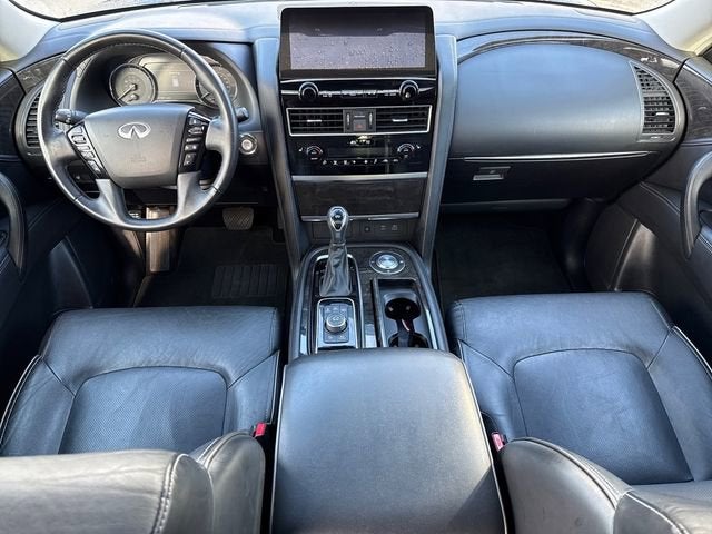 2023 INFINITI QX80 LUXE