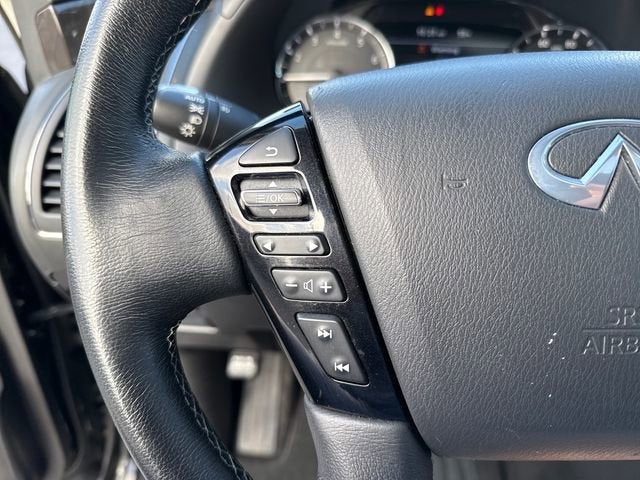 2023 INFINITI QX80 LUXE