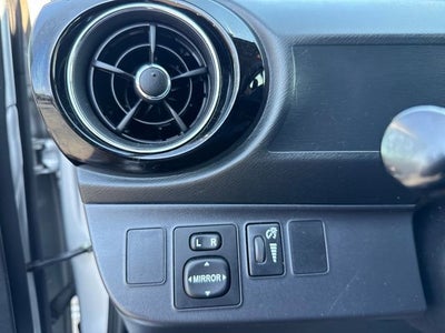 2015 Toyota Prius c One