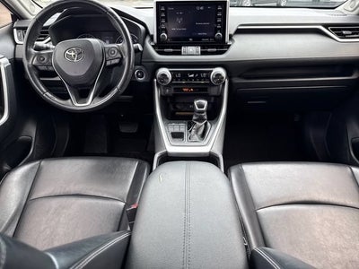 2019 Toyota RAV4 XLE Premium