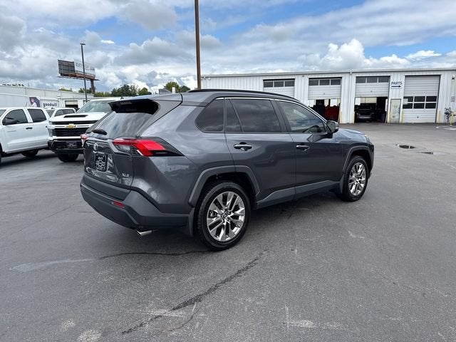 2019 Toyota RAV4 XLE Premium