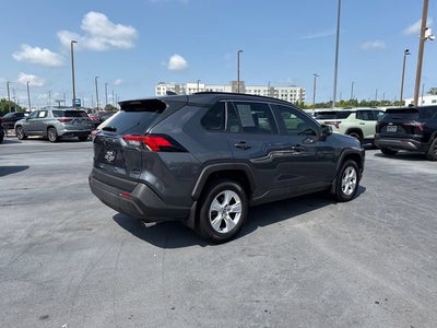 2020 Toyota RAV4 XLE