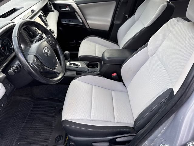 2018 Toyota RAV4 Hybrid LE Plus