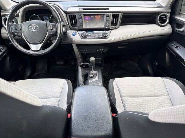 2018 Toyota RAV4 Hybrid LE Plus