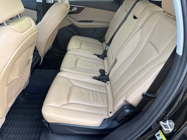 2023 Audi Q7 Premium