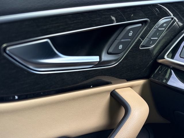 2023 Audi Q7 Premium